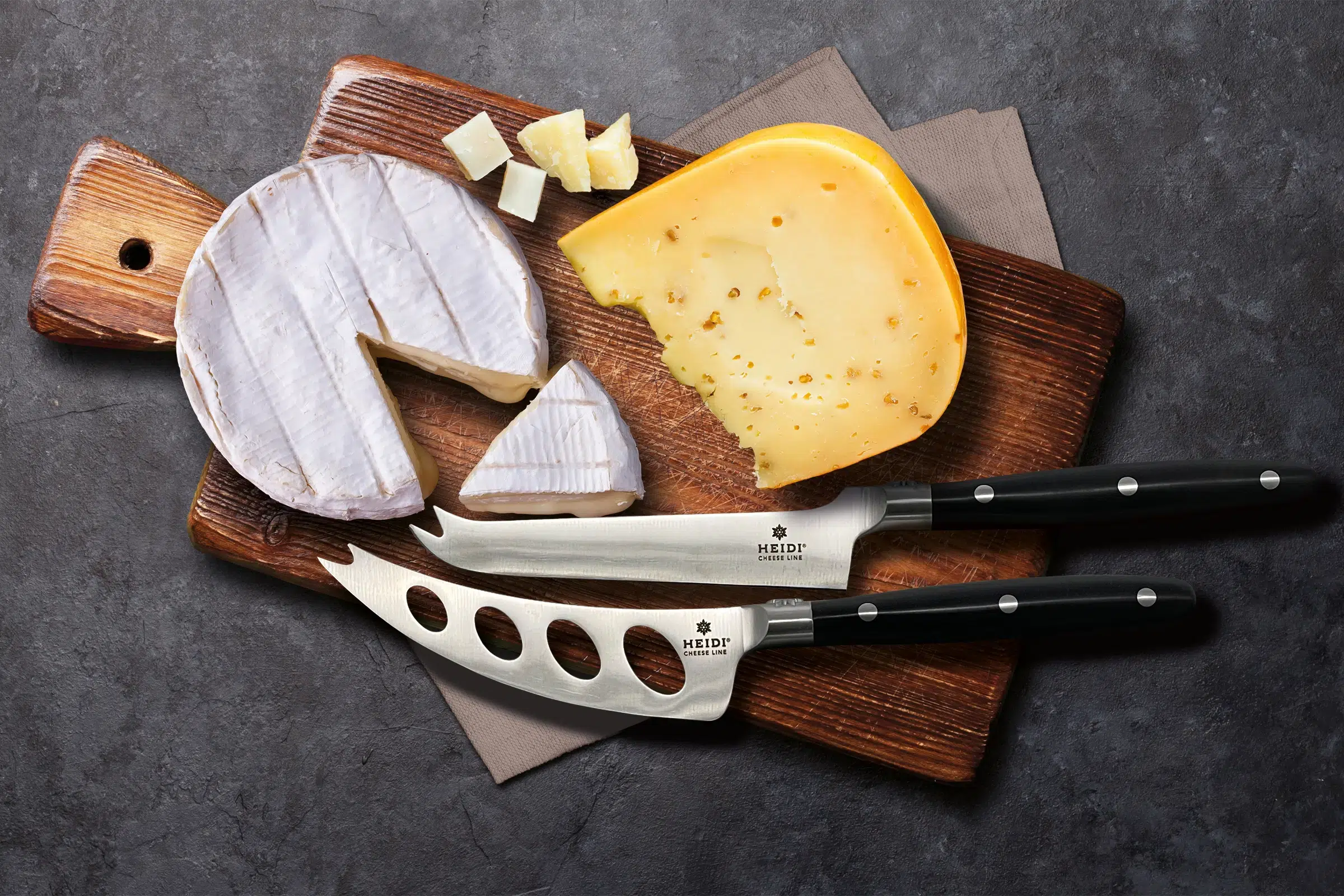 Heidi Cheese Line Set Couteaux à fromage avec mitre Edelweiss - 2 pcs : couteau pâte molle 231mm + couteau universel 216mm